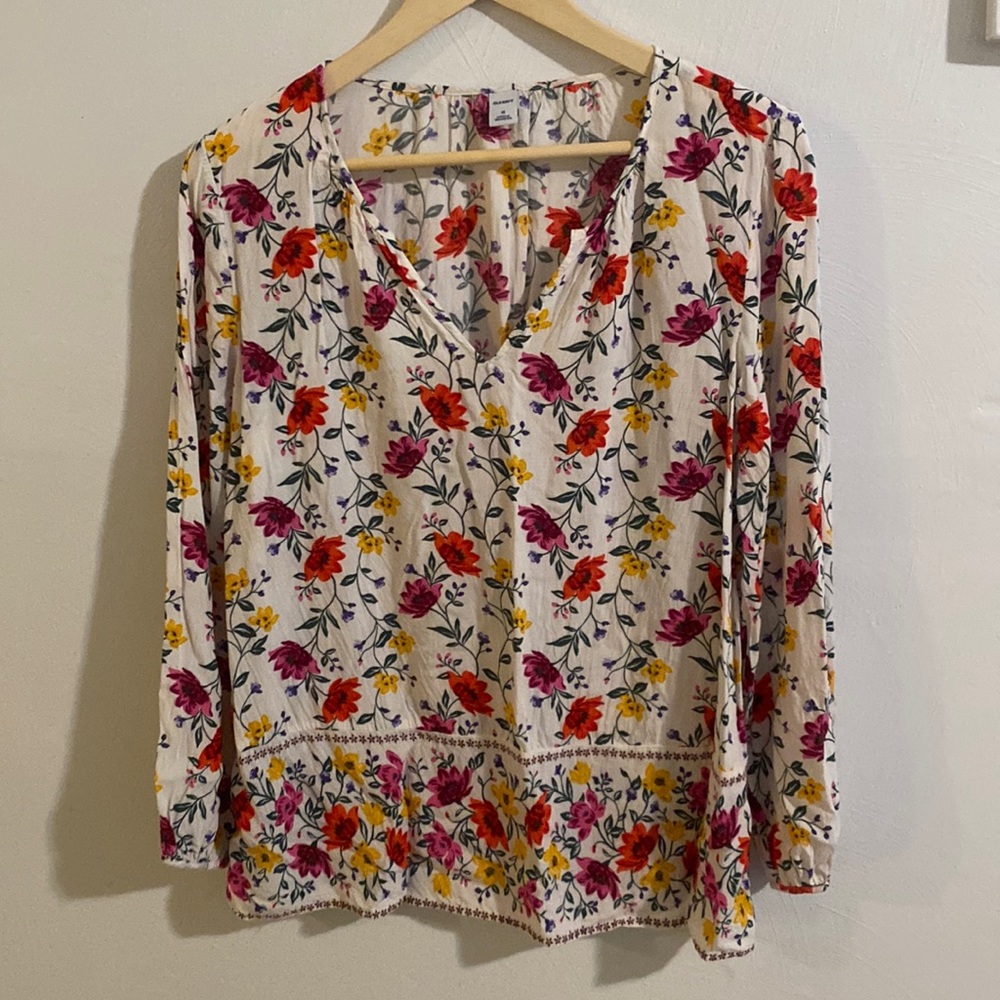Floral Old Navy Blouse (M)